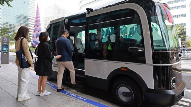Autobusët pa shoferë hyjnë në përdorim në Korenë e Jugut