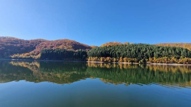 Liqeni i Batllavës arrin kuotën maksimal të kapërderdhjes