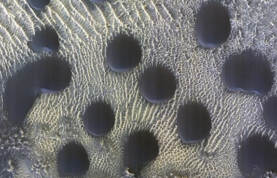 Shkencëtarët zbulojnë duna rëre të çuditshme në planetin Mars