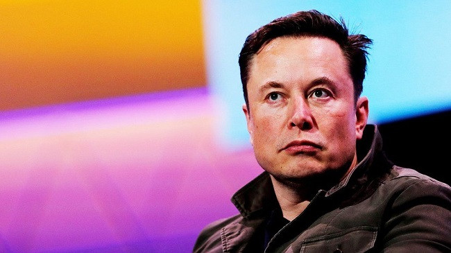 Musk: Duhen 10 trilionë dollarë investime për kalimin në energji 100% të pastër