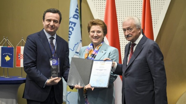 Kurti në Forumin Ekonomik të Vjenës: Presim zhvillim të energjisë së ripërtërishme në 10 vitet e ardhshme