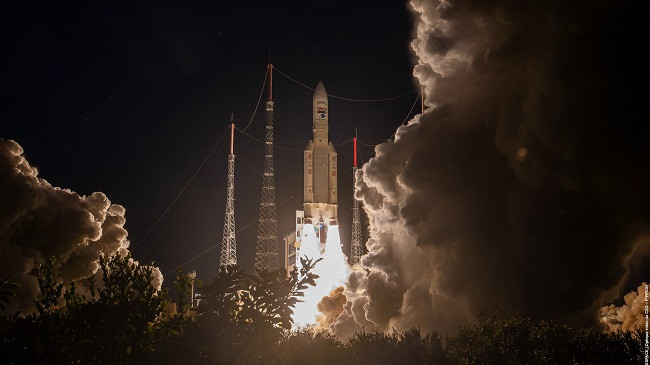 Raketa evropiane Ariane-5 përfundoi fluturimin e saj të fundit