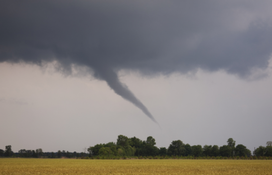 Tornado godet Çikagon, raportohet për dëme të mëdha