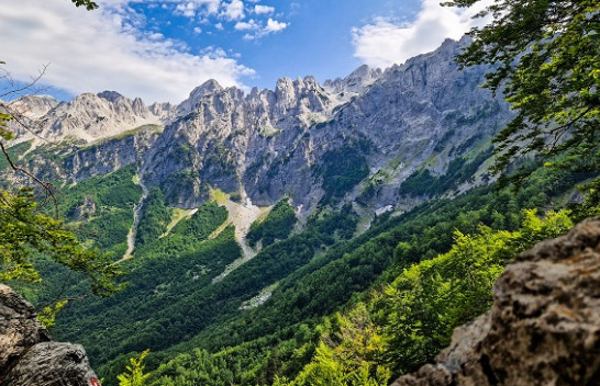 Valbona, magjike në çdo stinë