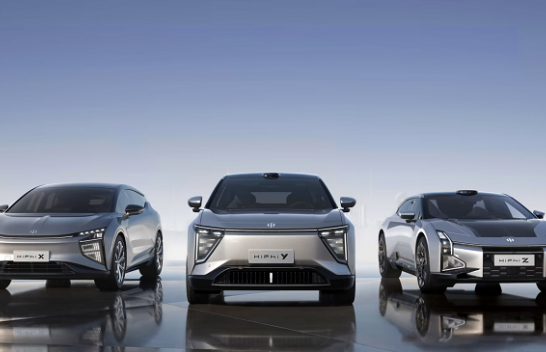 Pekini kritikon vendimin e BE-së për të hetuar subvencionet për veturat elektrike kineze