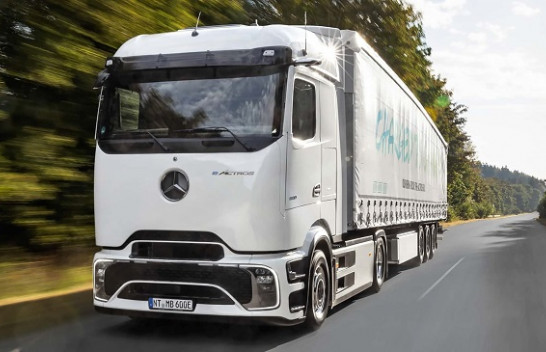 Mercedes-Benz prezanton kamionin elektrik eActros