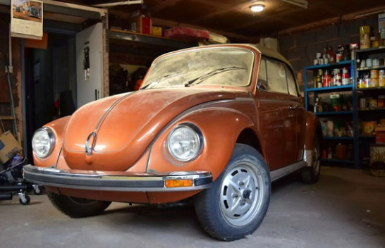 Beetle 44 vjeç, do habiteni sa kilometra ka bërë në rrugë!