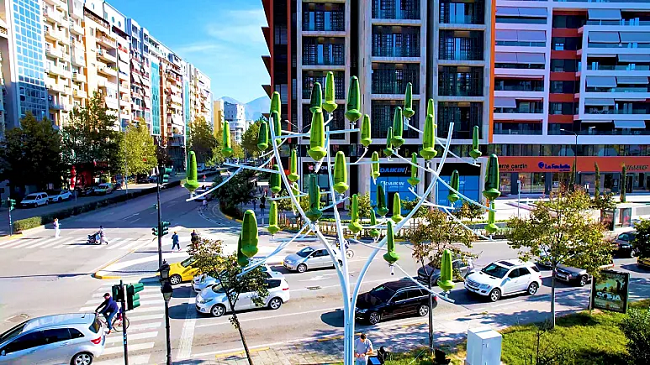 A mund të jenë 'pemët e erës' me mikroturbina një zgjidhje për energjinë e gjelbër në hapësirat urbane?