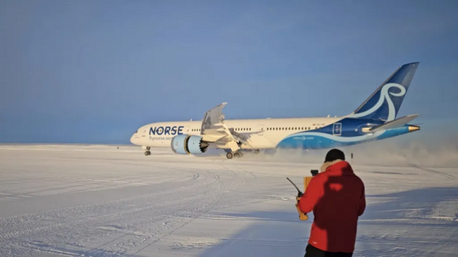 HISTORIKE/ Boeing 787 zbarkon në Antarktidë për herë të parë
