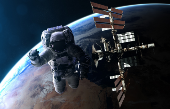 Thonjtë mund të bien: Çfarë ndodh me trupin e një astronauti kur ai shkon në një shëtitje në hapësirë