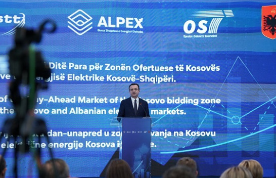 Bëhet bashkimi i tregjeve të energjisë elektrike Kosovë-Shqipëri, Kurti: Një moment historik për të dyja vendet