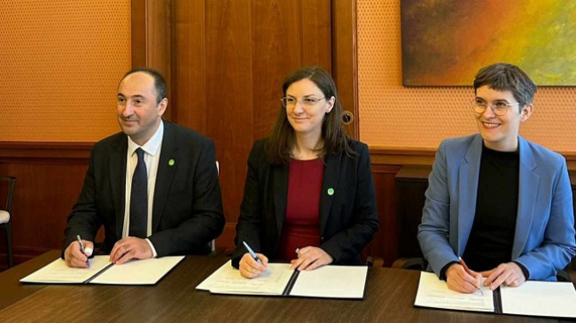 Kosova dhe Gjermania nënshkruajnë Deklaratën e partneritetit për klimën dhe energjinë