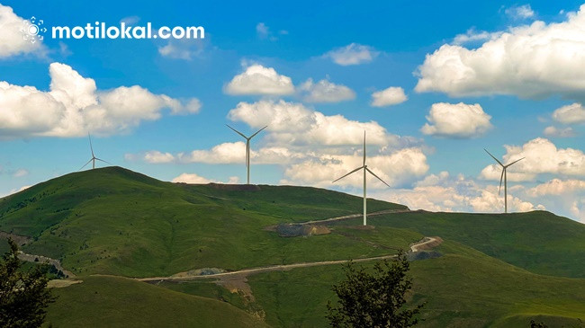 Prodhimi i energjisë nga burimet e erës dhe solare shënon rritje në Kosovë