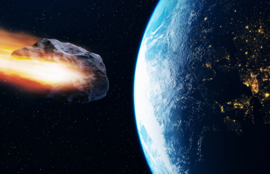 Astronomët në përgatitje: Një asteroid do të kalojë shumë afër Tokës sonte
