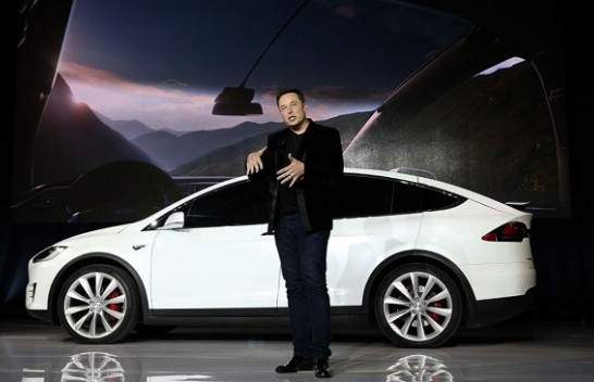 A është Tesla në telashe të mëdha: Pushime masive nga puna, rënie të shitjeve...