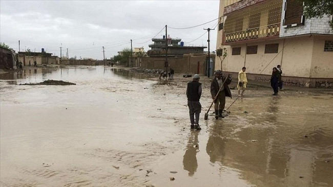 Afganistan, 300 të vdekur nga përmbytjet