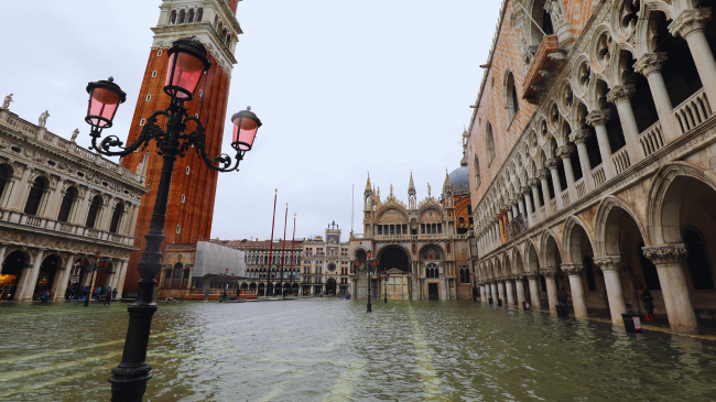 Shkencëtarët parashikojnë se Venecia do të jetë nën ujë deri në vitin 2150