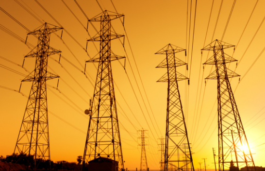 Klima dhe moti ekstrem: Pse ndërprerjet e energjisë po rriten në mbarë botën