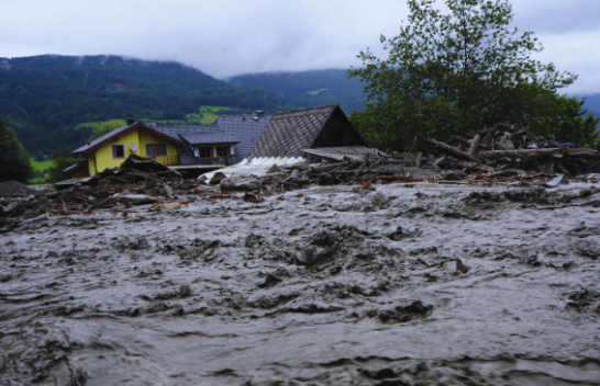 Ajri i lagësht i shkaktuar nga ndryshimet klimatike ka të ngjarë të përkeqësojë motin ekstrem