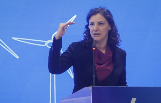 Ministrja Rizvanolli flet për fuqizimin e grave në sektorin e energjisë në Kosovë