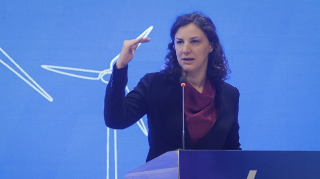 Ministrja Rizvanolli flet për fuqizimin e grave në sektorin e energjisë në Kosovë