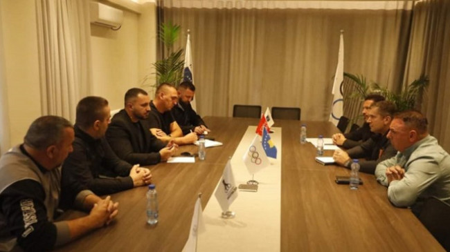AMMK takon përfaqësuesit e Federatës së Motoçiklizmit të Kosovës