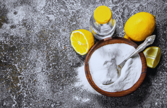 Largoni aromat e pakëndshme në shtëpi duke përdorur këta përbërës natyralë