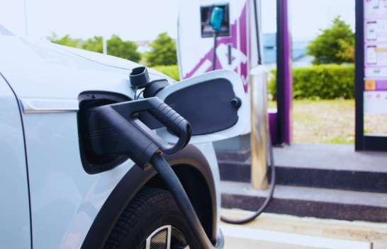 Pse 2025 mund të jetë viti i rekordeve për automjetet elektrike?