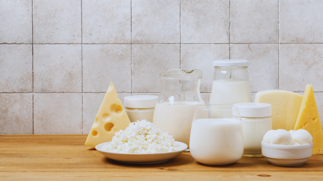 Çfarë ndodh me trupin tuaj nëse eliminoni produktet e qumështit nga dieta juaj