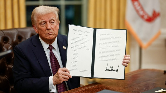 Trump largohet nga marrëveshja e Parisit për klimën, dyfishon karburantet fosile