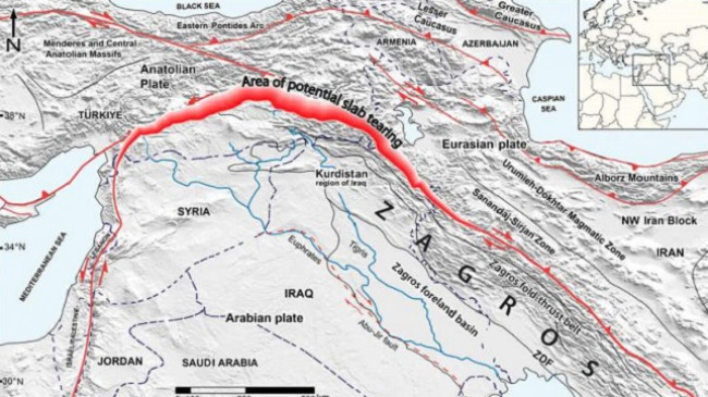 Pllaka oqeanike midis pllakave kontinentale arabe dhe euroaziatike po shkëputet