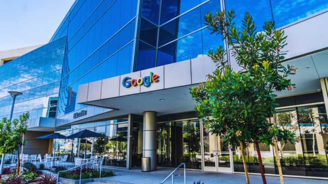 Kur teknologjia ‘gllabëron’ ujin: Shifra alarmante të Google