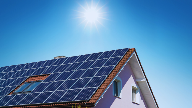 Panele diellore në çdo çati mund të mbulojnë nevojat globale për energji