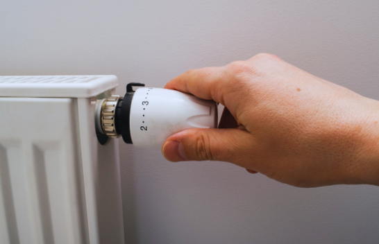 Radiatorët fikën zyrtarisht në Prishtinë – përfundon sezoni i ngrohjes