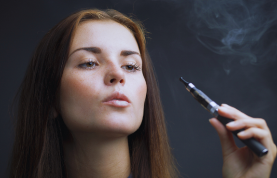 Efektet shqetësuese të cigareve elektronike gjatë shtatzënisë, edhe kur ato nuk përmbajnë nikotinë