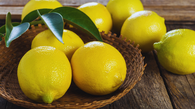 Zgjatni afatin e ruajtjes së limonëve duke përdorur këtë truk ruajtjeje