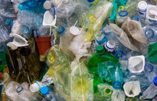 Plastika, një kërcënim i nënvlerësuar për shëndetin e njeriut
