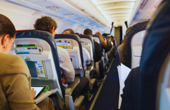 Si të përgatitemi për një fluturim të gjatë me aeroplan?