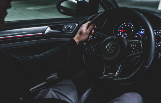 Volkswagen po përgatit Golfin më të fuqishëm në histori