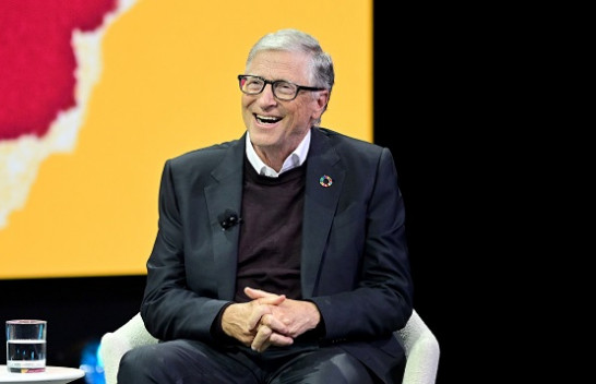Bill Gates bën thirrje për një ndryshim në luftën kundër klimës nga ulja e emetimeve në lehtësimin e vuajtjeve njerëzore