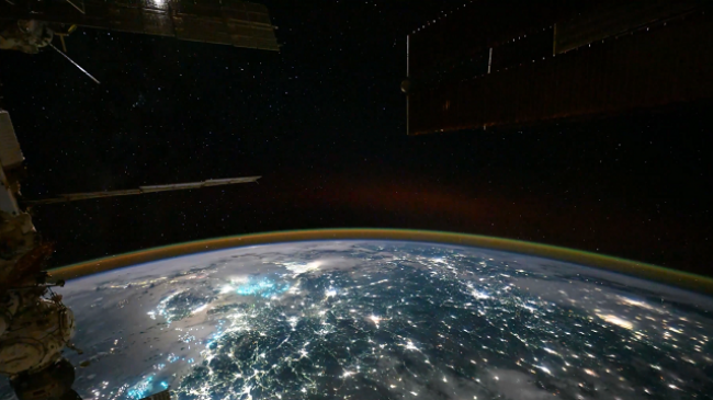 Shijoni skena të rralla: Astronauti ndan pamje mahnitëse të Tokës nga hapësira
