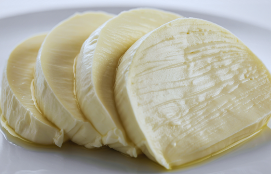 AUV njofton për djathin Mozzarella të kontaminuar me aflatoksinë M1 nga qumështi i buallicës