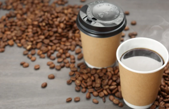 A pini shpesh kafe nga gota njëpërdorimësh? Ndoshta duhet ta reduktosh këtë praktikë