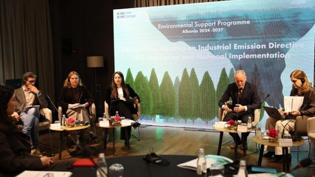Shqipëria drejt standardeve të BE-së, prezantohet plani për shkarkimet industriale