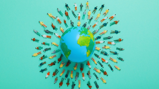 Popullsia globale njerëzore po e shtyn Tokën përtej pikës së saj të thyerjes