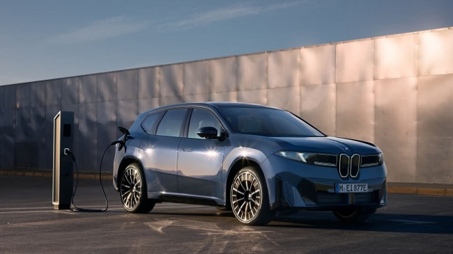 BMW iX3 është Vetura Botërore e Vitit, duke fituar gjithashtu çmimin për automjetin më të mirë elektrik