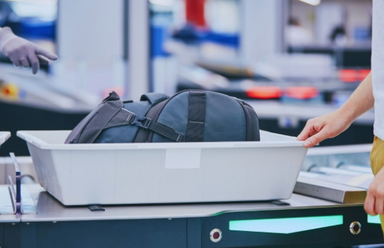 Gabimi që bëjnë shumica e udhëtarëve që i ndalon në aeroport