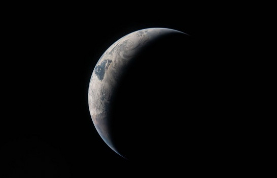 Toka dhe Hëna si rrallë më parë: NASA publikon imazhet e Artemis II