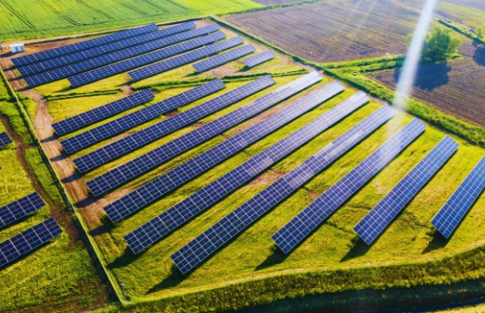 Energjia diellore i ka kursyer Evropës 12.8 miliardë euro që nga fillimi i luftës kundër Iranit