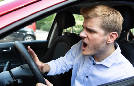 Vapa ekstreme po rrit rrezikun në trafik – shoferët më të paqëndrueshëm në timon